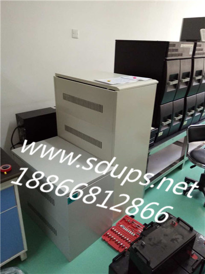 ����ups�Դ